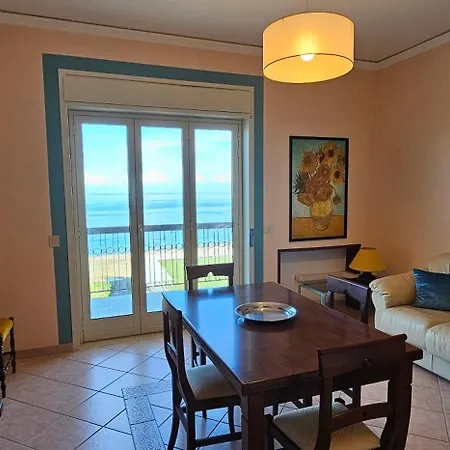Apartment Miramare *